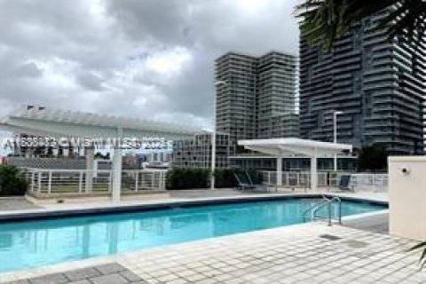 Condominio en venta en Miami, Florida, 108.14 m2 № 1940659 - foto 16