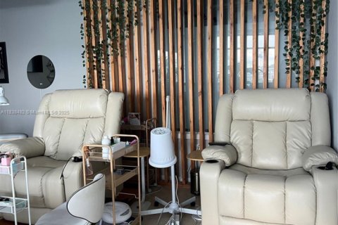Condominio en venta en Miami, Florida, 108.14 m2 № 1940659 - foto 18
