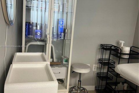 Condominio en venta en Miami, Florida, 108.14 m2 № 1940659 - foto 23