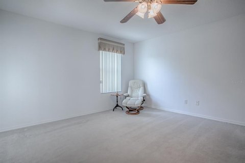 House in The Villages, Florida 2 bedrooms, 108.88 sq.m. № 1903148 - photo 22