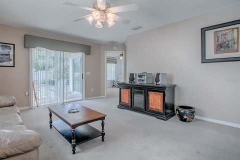 House in The Villages, Florida 2 bedrooms, 108.88 sq.m. № 1903148 - photo 11