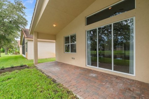 Casa en venta en Port St. Lucie, Florida, 3 dormitorios, 202.71 m2 № 2295975 - foto 30