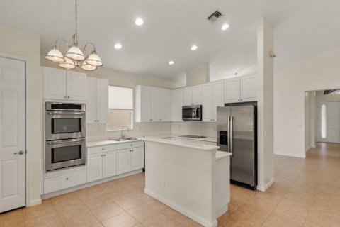 Casa en venta en Port St. Lucie, Florida, 3 dormitorios, 202.71 m2 № 2295975 - foto 16