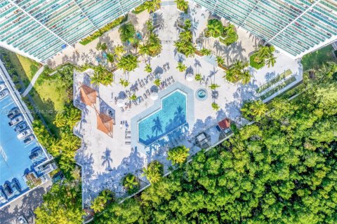 Condominio en venta en Sunny Isles Beach, Florida, 2 dormitorios, 141.3 m2 № 2068703 - foto 28