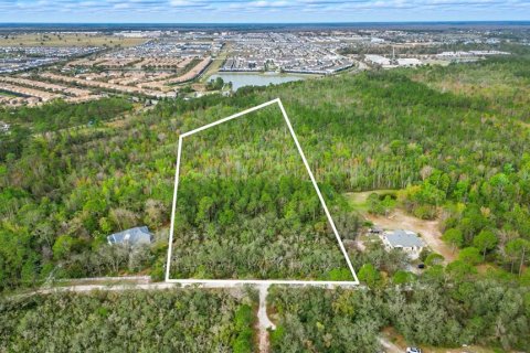 Terreno en venta en Kissimmee, Florida № 1561831 - foto 1
