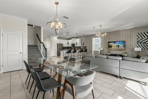 Villa ou maison à vendre à Davenport, Floride: 9 chambres, 363.15 m2 № 2430707 - photo 14