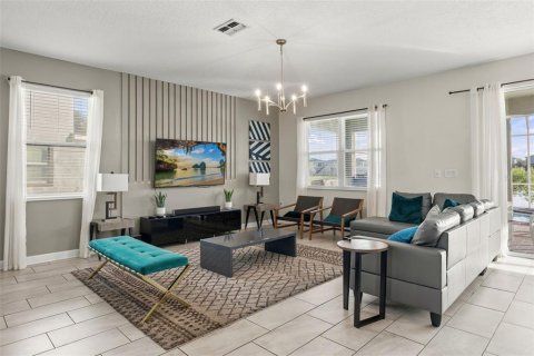 Villa ou maison à vendre à Davenport, Floride: 9 chambres, 363.15 m2 № 2430707 - photo 5