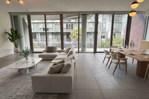 Condo in Miami, Florida, 2 bedrooms  № 2086896