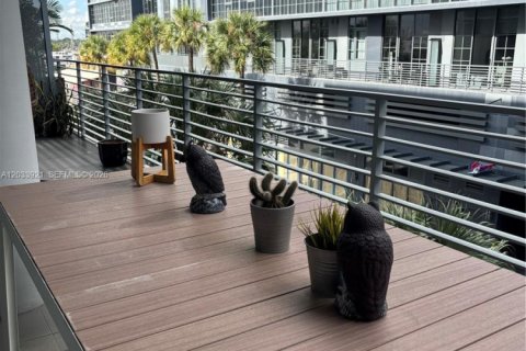 Condo in Miami, Florida, 2 bedrooms  № 2086896 - photo 4