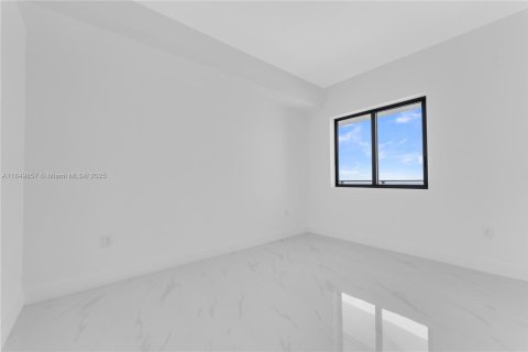 Copropriété à vendre à Miami, Floride: 2 chambres, 143.26 m2 № 1852441 - photo 25