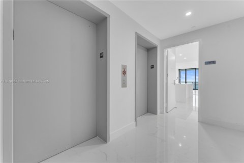 Copropriété à vendre à Miami, Floride: 2 chambres, 143.26 m2 № 1852441 - photo 5