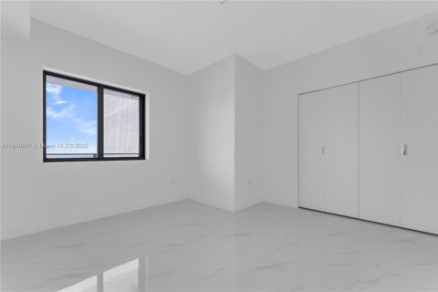 Copropriété à vendre à Miami, Floride: 2 chambres, 143.26 m2 № 1852441 - photo 26