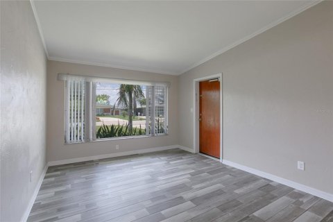 Casa en venta en Tampa, Florida, 3 dormitorios, 143.07 m2 № 2237919 - foto 6