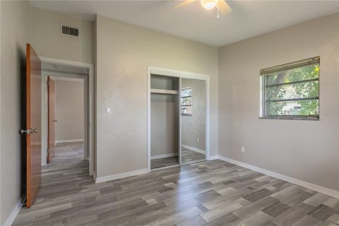 Casa en venta en Tampa, Florida, 3 dormitorios, 143.07 m2 № 2237919 - foto 20