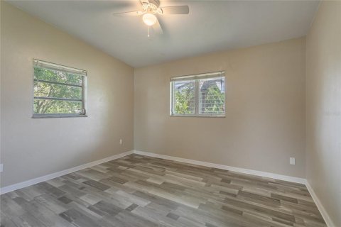 Casa en venta en Tampa, Florida, 3 dormitorios, 143.07 m2 № 2237919 - foto 19