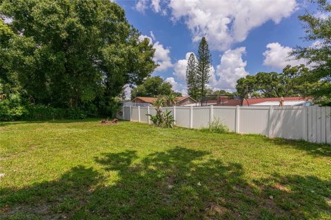 Casa en venta en Tampa, Florida, 3 dormitorios, 143.07 m2 № 2237919 - foto 26