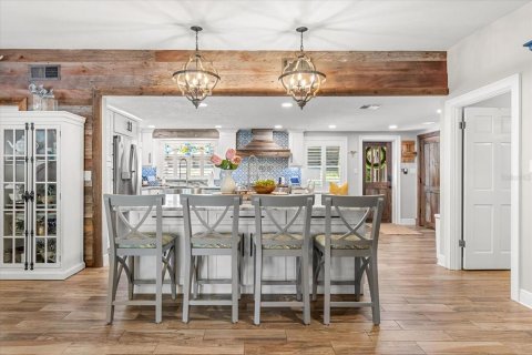 House in Winter Park, Florida 5 bedrooms, 285.02 sq.m. № 1656608 - photo 5