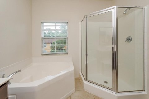 Touwnhouse à vendre à Kissimmee, Floride: 3 chambres, 138.24 m2 № 2374144 - photo 14