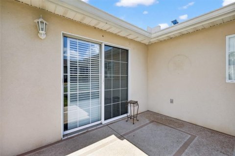 House in Summerfield, Florida 3 bedrooms, 177.44 sq.m. № 2216733 - photo 30
