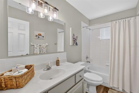 House in Summerfield, Florida 3 bedrooms, 177.44 sq.m. № 2216733 - photo 26
