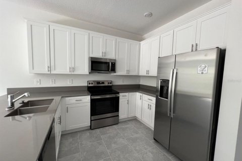Adosado en alquiler en Kissimmee, Florida, 3 dormitorios, 166.57 m2 № 1917277 - foto 5