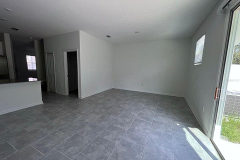 Adosado en alquiler en Kissimmee, Florida, 3 dormitorios, 166.57 m2 № 1917277 - foto 4