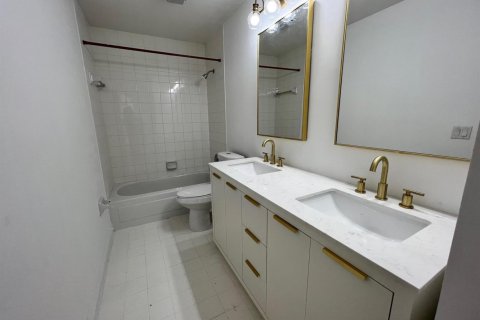 Casa en alquiler en Boynton Beach, Florida, 4 dormitorios, 199.09 m2 № 2188256 - foto 17