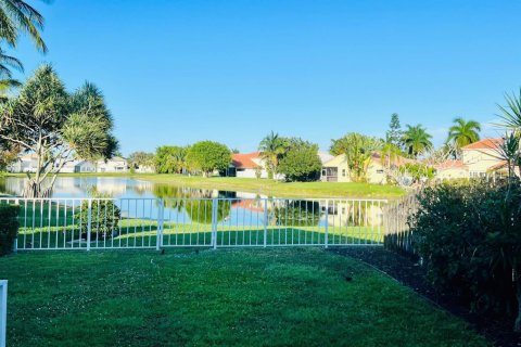 Casa en alquiler en Boynton Beach, Florida, 4 dormitorios, 199.09 m2 № 2188256 - foto 3