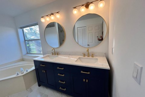 Casa en alquiler en Boynton Beach, Florida, 4 dormitorios, 199.09 m2 № 2188256 - foto 13