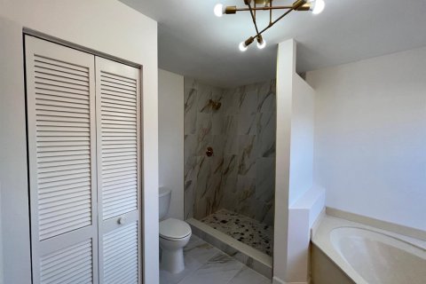 Casa en alquiler en Boynton Beach, Florida, 4 dormitorios, 199.09 m2 № 2188256 - foto 14