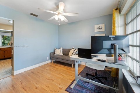 Casa en venta en Plantation, Florida, 3 dormitorios, 168.99 m2 № 1727015 - foto 11