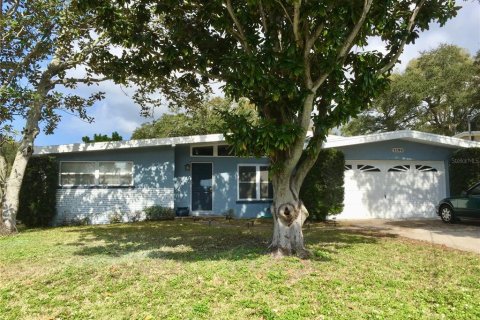 Villa ou maison à Clearwater, Floride 4 chambres, 133.59 m2 № 2317490