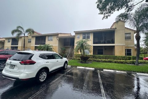 Снять в аренду кондоминиум в Помпано-Бич, Флорида 2 спальни, 83.89м2, № 1991583 - фото 4