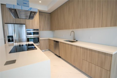 Купить таунхаус в Майами, Флорида 3 спальни, № 2007695 - фото 6