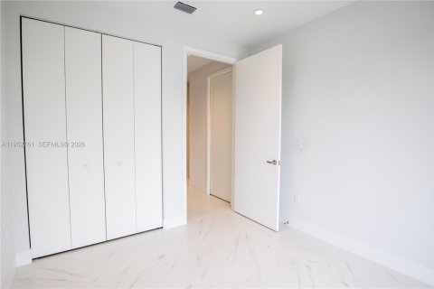 Купить таунхаус в Майами, Флорида 3 спальни, № 2007695 - фото 13