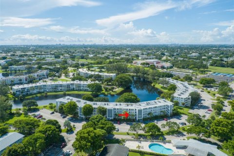 Condominio en venta en Deerfield Beach, Florida, 1 dormitorio, 66.43 m2 № 1941982 - foto 26