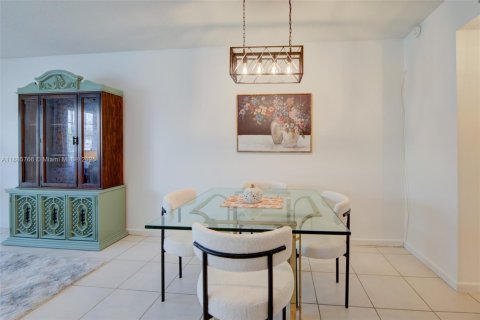 Condominio en venta en Deerfield Beach, Florida, 1 dormitorio, 66.43 m2 № 1941982 - foto 7
