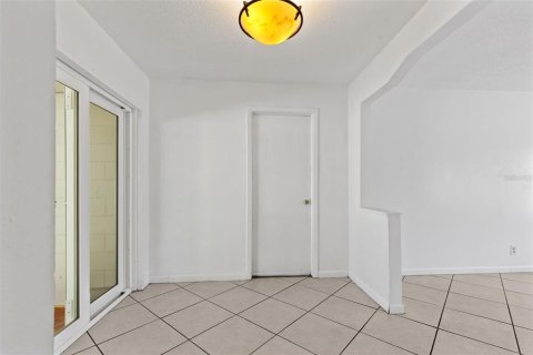 Купить виллу или дом в Тампа, Флорида 3 комнаты, 121.98м2, № 2095115 - фото 14