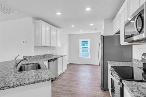 Villa ou maison à louer à Ocala, Floride: 3 chambres, 142.7 m2 № 2419911 - photo 3