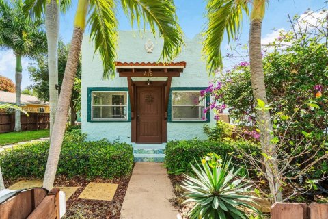 House in Lake Worth, Florida 2 bedrooms, 124.4 sq.m. № 2012839 - photo 4