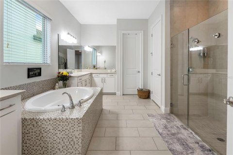 Casa en venta en Orlando, Florida, 7 dormitorios, 495.08 m2 № 1910154 - foto 27