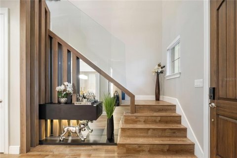 Casa en venta en Orlando, Florida, 7 dormitorios, 495.08 m2 № 1910154 - foto 4