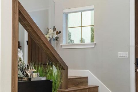 Casa en venta en Orlando, Florida, 7 dormitorios, 495.08 m2 № 1910154 - foto 5