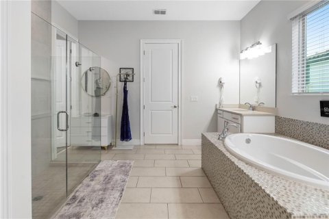 Casa en venta en Orlando, Florida, 7 dormitorios, 495.08 m2 № 1910154 - foto 28