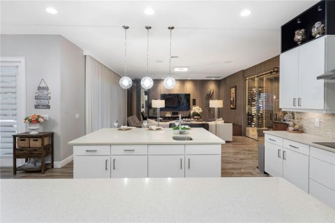 Casa en venta en Orlando, Florida, 7 dormitorios, 495.08 m2 № 1910154 - foto 12