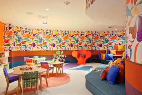 Condominio en alquiler en Miami, Florida, 2 dormitorios, 104.79 m2 № 2031815 - foto 24