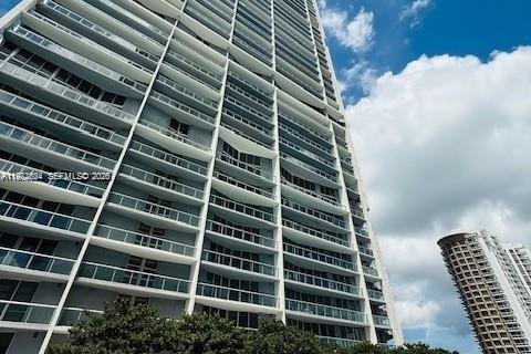 Condominio en venta en Miami, Florida, 50.72 m2 № 2032848 - foto 18