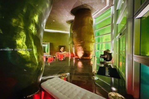 Condominio en venta en Miami, Florida, 50.72 m2 № 2032848 - foto 25