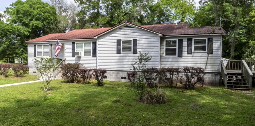 Casa en Suwannee, Florida 4 dormitorios, 178.09 m2 № 766676