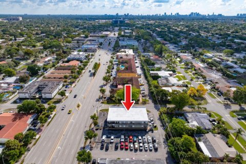 Commercial property in Hollywood, Florida № 2174229 - photo 23